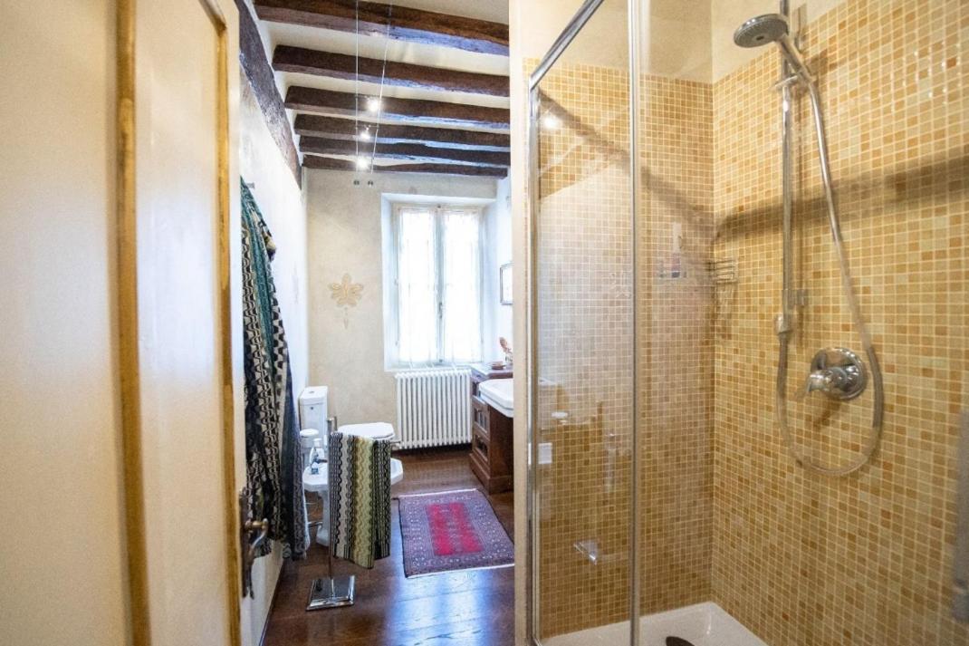 Villa Ottocentesca Immersa Nel Verde Montecavolo Exteriör bild