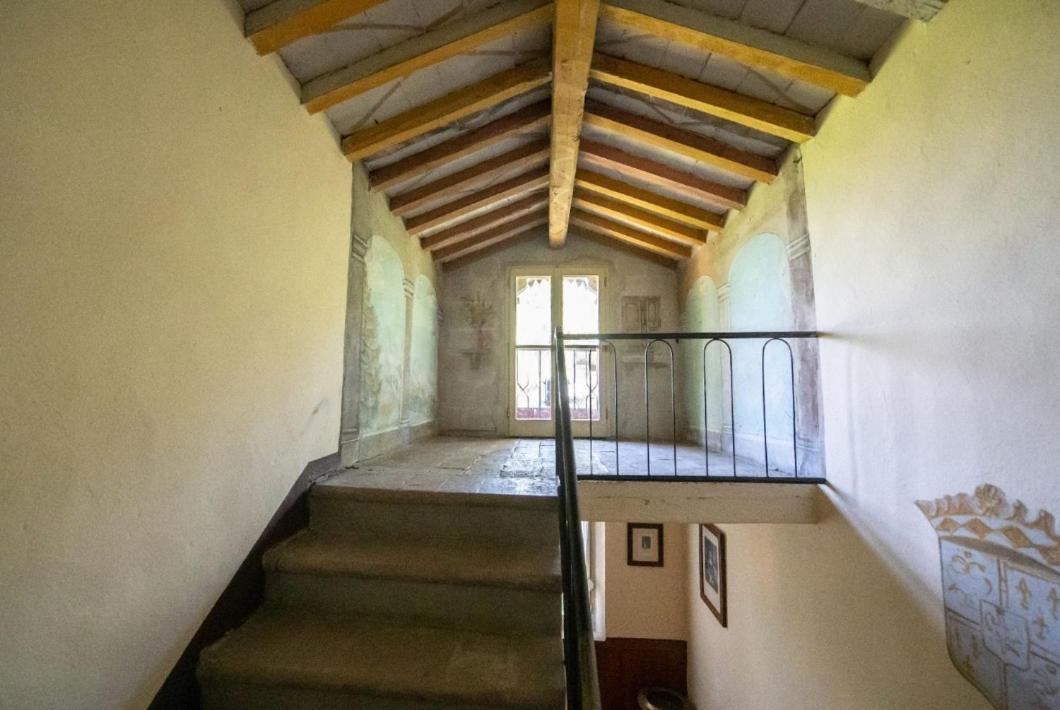 Villa Ottocentesca Immersa Nel Verde Montecavolo Exteriör bild