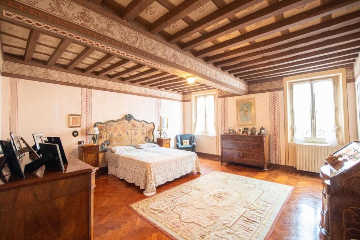 Villa Ottocentesca Immersa Nel Verde Montecavolo Exteriör bild
